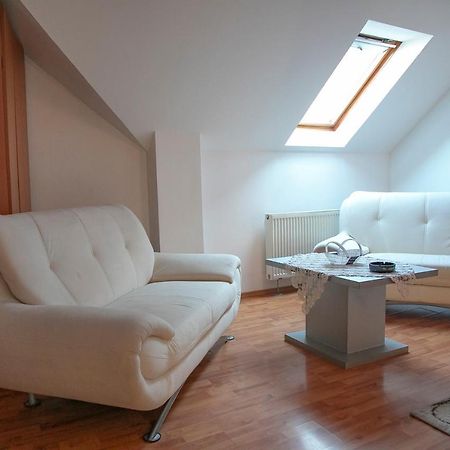 Xxl-House Appartement Târgu-Mureş Buitenkant foto