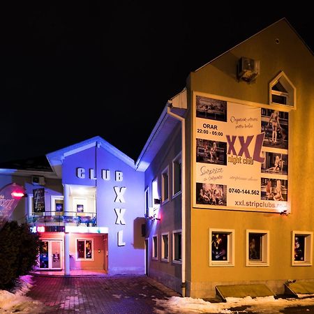 Xxl-House Appartement Târgu-Mureş Buitenkant foto