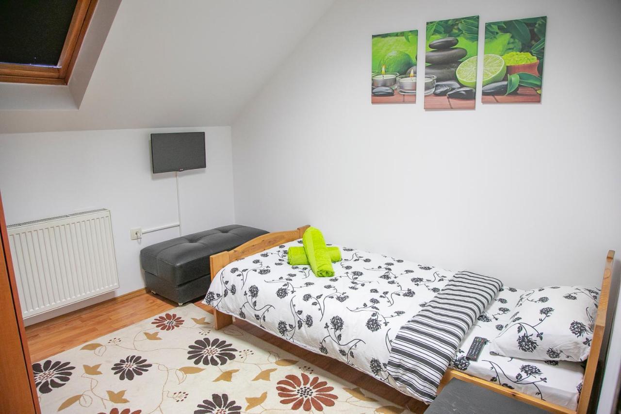 Xxl-House Appartement Târgu-Mureş Buitenkant foto