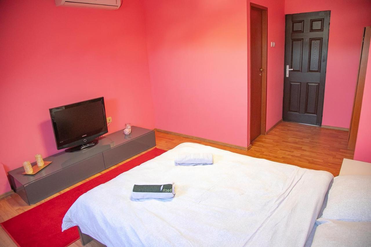 Xxl-House Appartement Târgu-Mureş Buitenkant foto