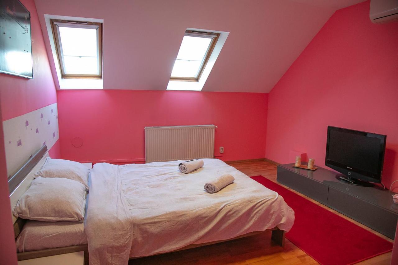 Xxl-House Appartement Târgu-Mureş Buitenkant foto
