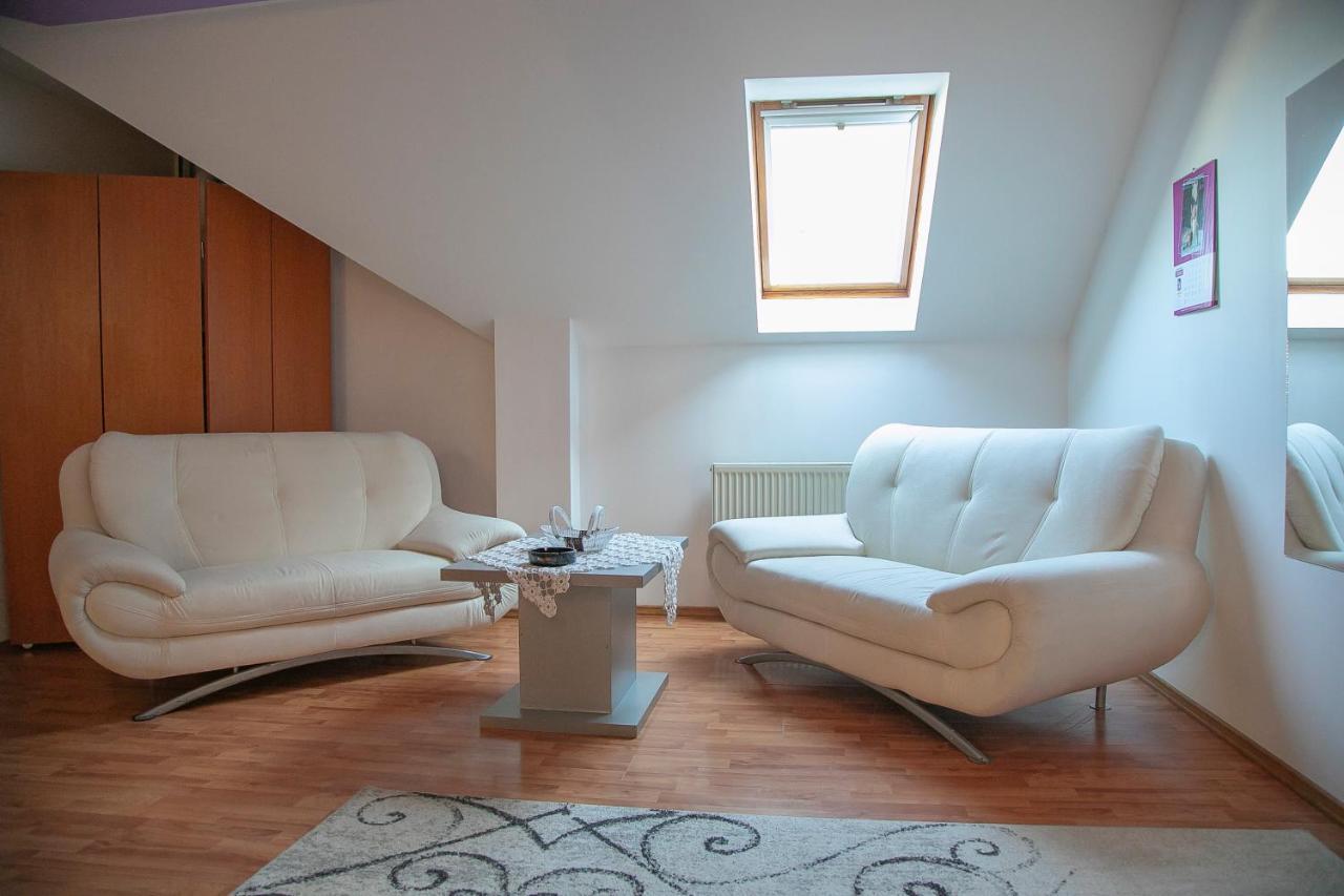 Xxl-House Appartement Târgu-Mureş Buitenkant foto