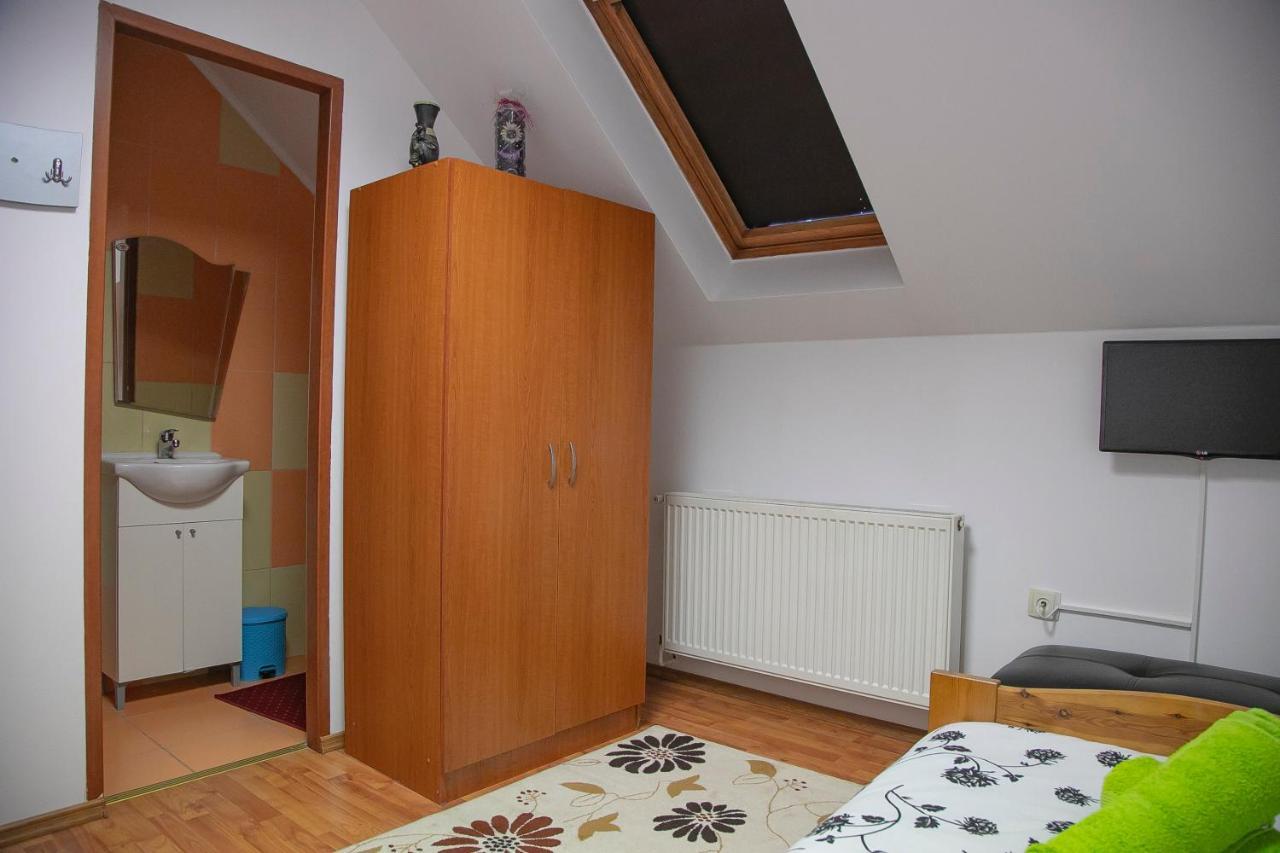 Xxl-House Appartement Târgu-Mureş Buitenkant foto