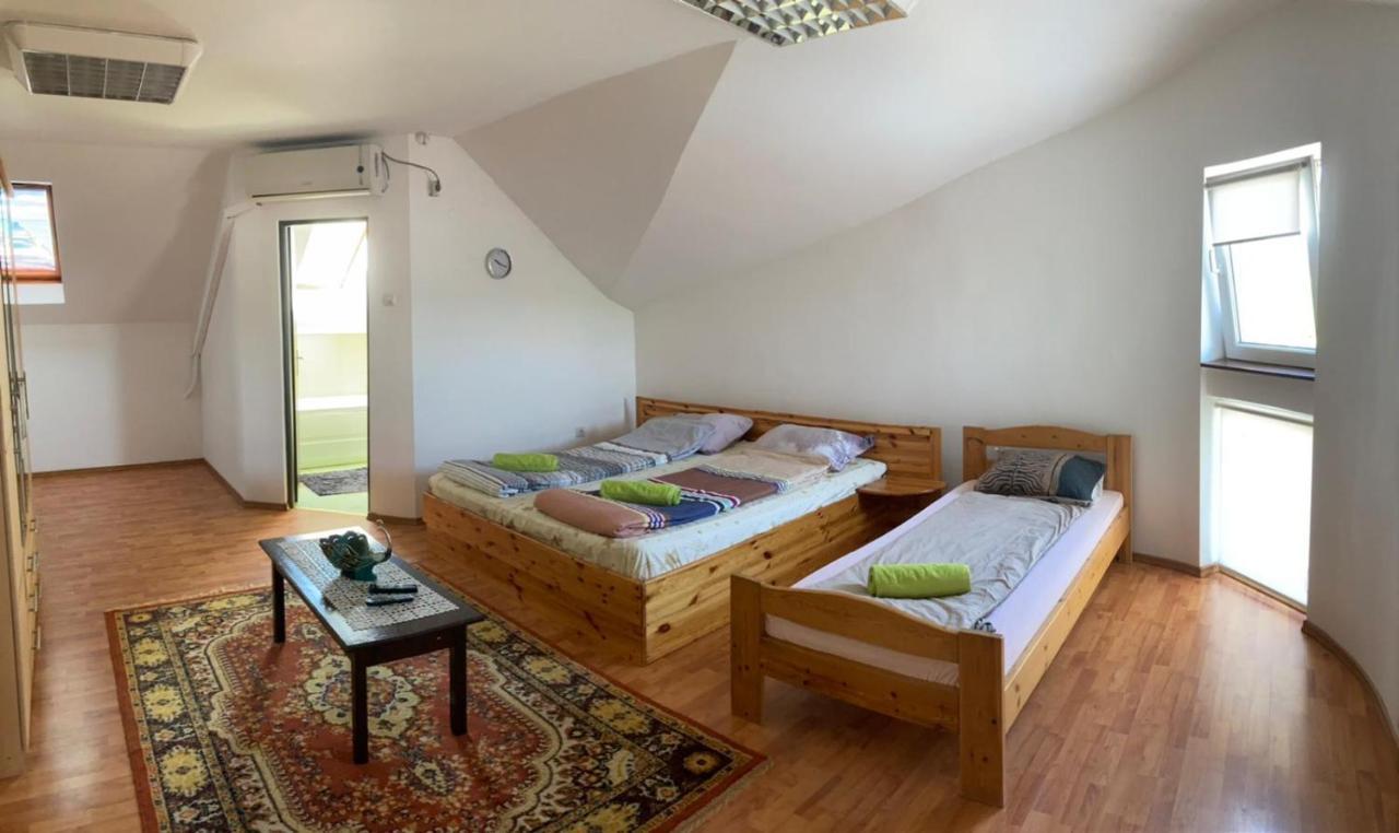 Xxl-House Appartement Târgu-Mureş Buitenkant foto